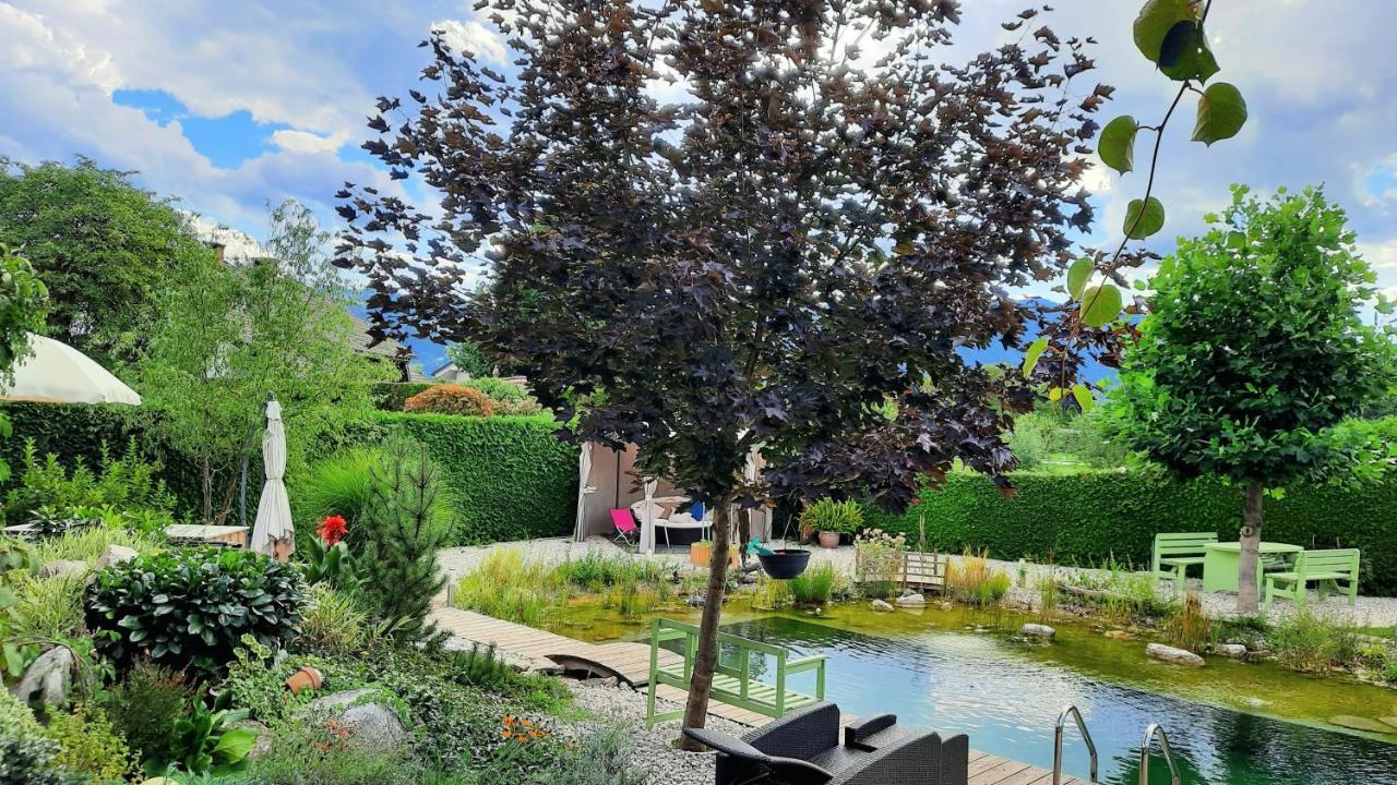 Garden Paradise Bled Apartments - Garden, Pond And Castle View מראה חיצוני תמונה