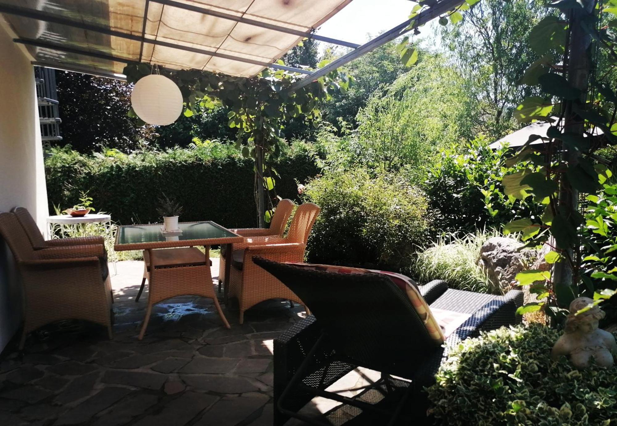 Garden Paradise Bled Apartments - Garden, Pond And Castle View מראה חיצוני תמונה