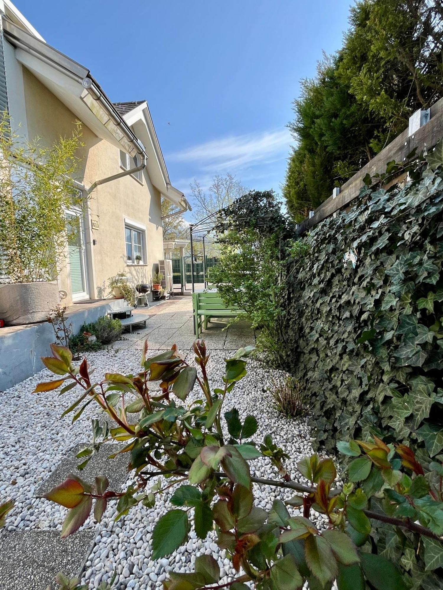 Garden Paradise Bled Apartments - Garden, Pond And Castle View חדר תמונה