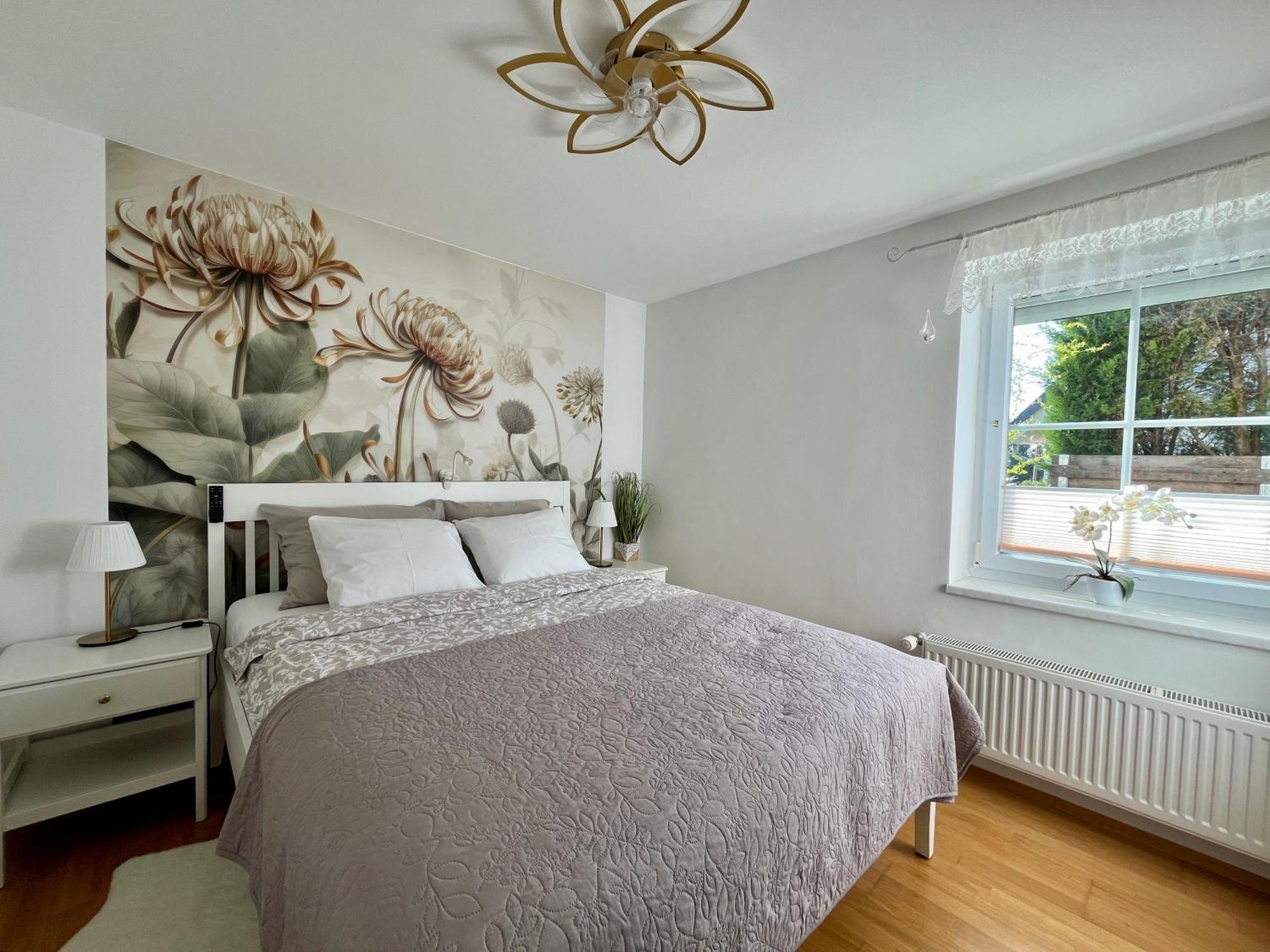 Garden Paradise Bled Apartments - Garden, Pond And Castle View מראה חיצוני תמונה